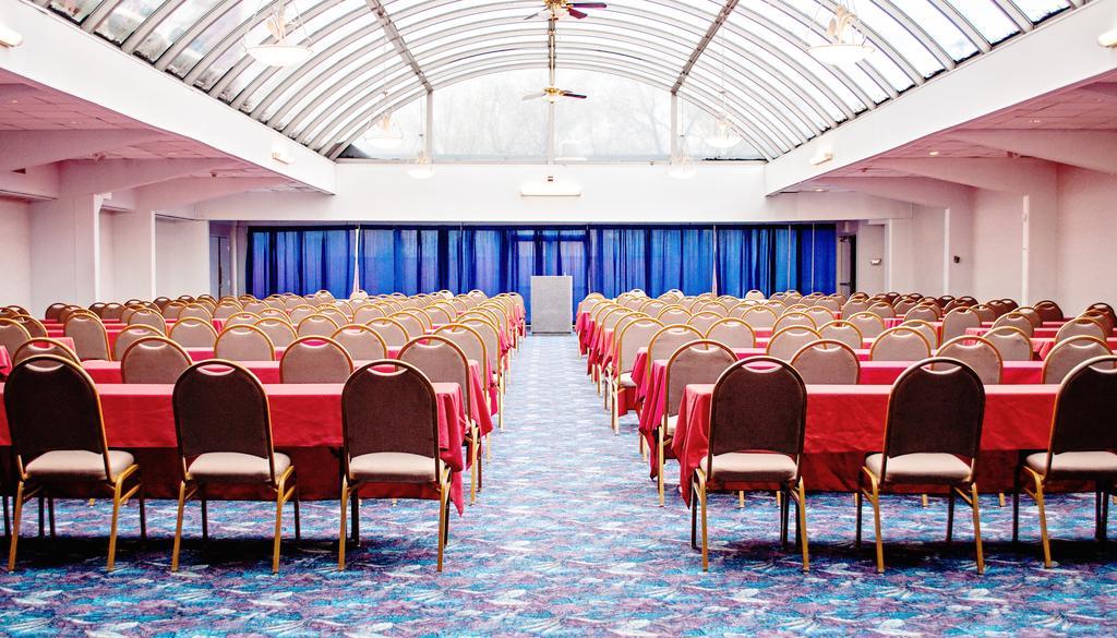 Fern Valley Hotel And Conference Center Louisville Eksteriør billede