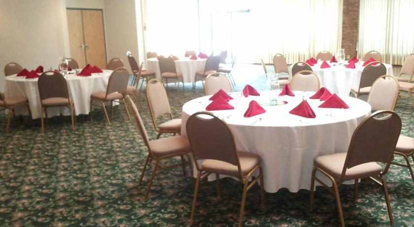 Fern Valley Hotel And Conference Center Louisville Eksteriør billede